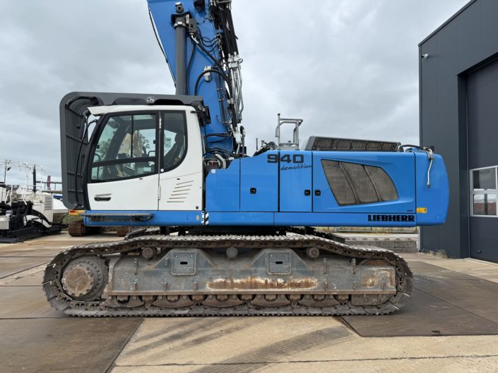 Liebherr R940 Demolition (10)