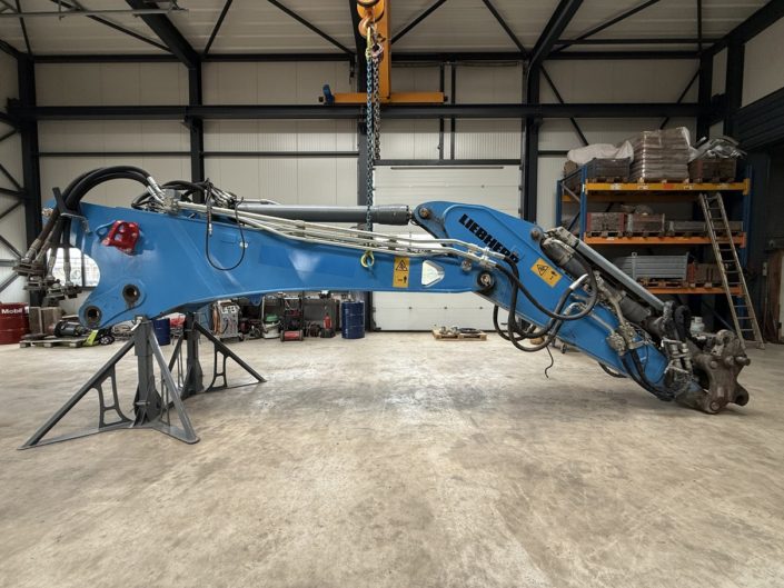 Liebherr R940 Demolition (6)