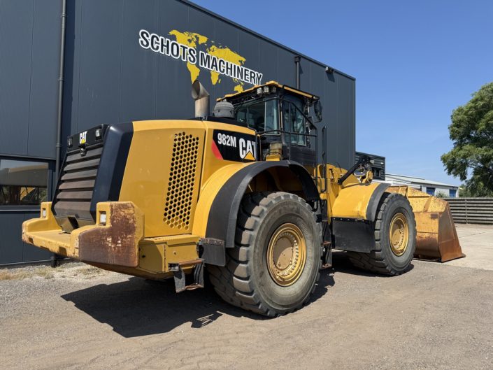 CAT 982M (4)