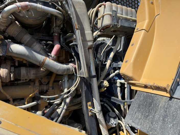 CAT 982M (9)