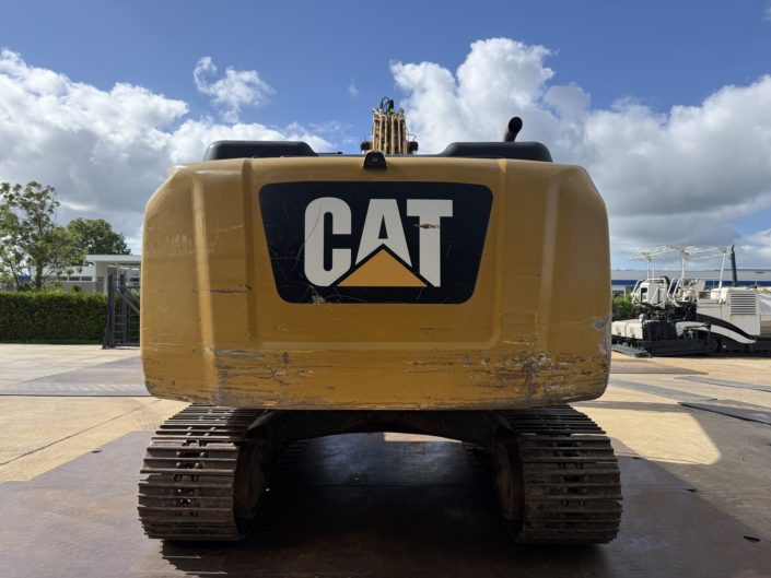 CAT 320E 2012 (15)