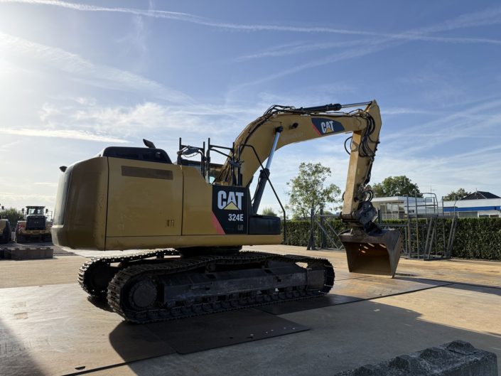 CAT 324E (16)