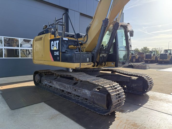 CAT 324E (17)