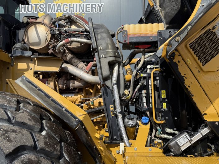 CAT 982M 2017 (12)