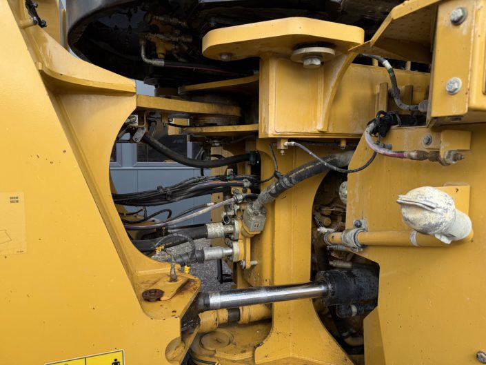 CAT 982M 2017 (13)